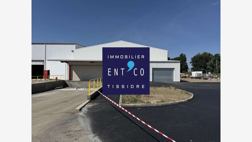 AGEN Superbe entrepôt