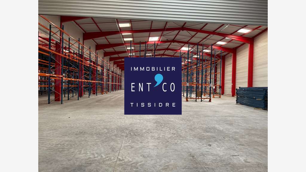 AGEN Superbe entrepôt