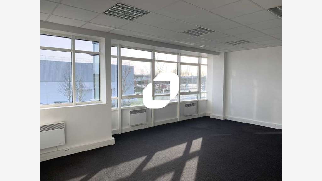 A louer Local d'activité 360m² Bois d'arcy