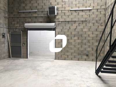 Location Locaux d'activités - Entrepôts à Boissy-l'Aillerie