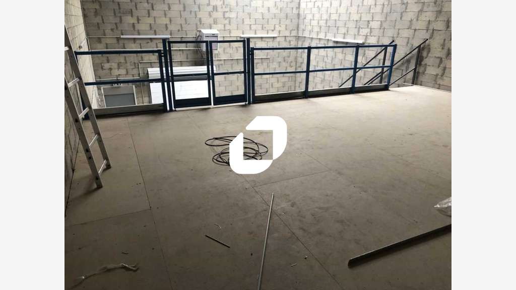 A louer Local d'activité 604m² Boissy l'aillerie