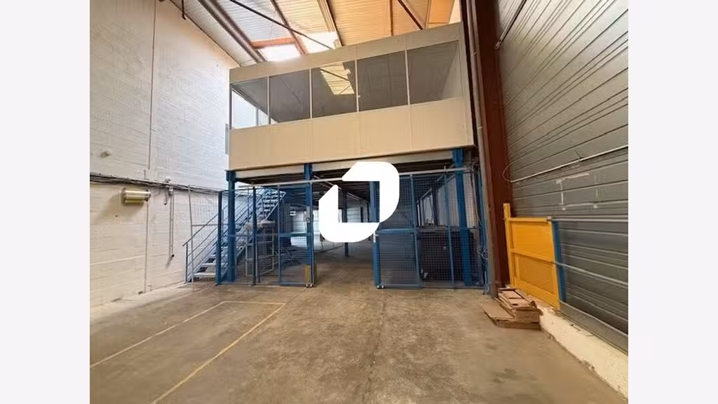A louer Local d'activité 588m² Boissy l'aillerie