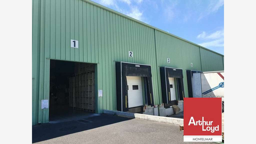 Locaux d'activité 9150m² à louer à Bollène
