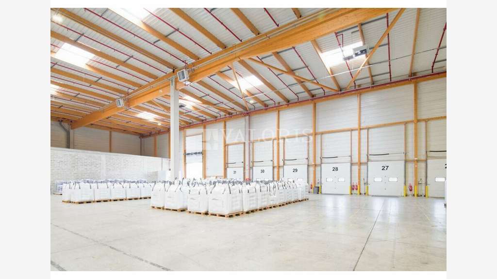 2 entrepôts logistique type Class A à Bollène