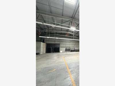 À vendre ou à louer – Site industriel de 9 000 m² 
