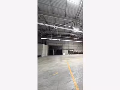 À vendre ou à louer – Site industriel de 9 000 m² 