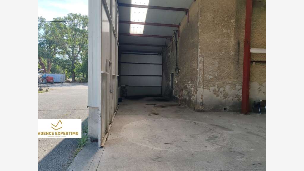 Location murs d'activité entrepôt 300m² à Bollène