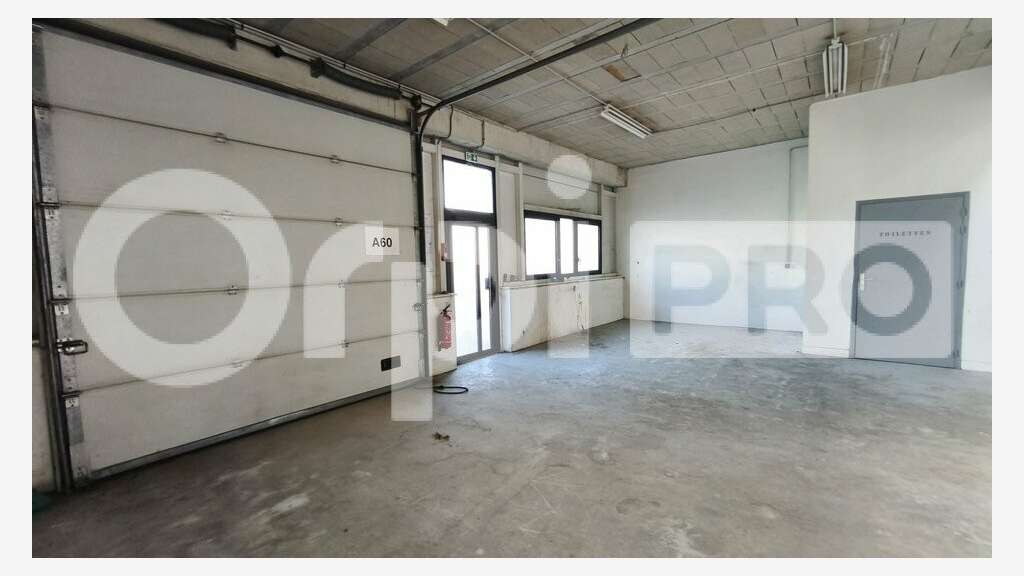 A louer local d'activités 170m² à Bondoufle