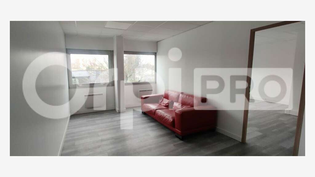 Location local d'activité 368m² à Bondoufle