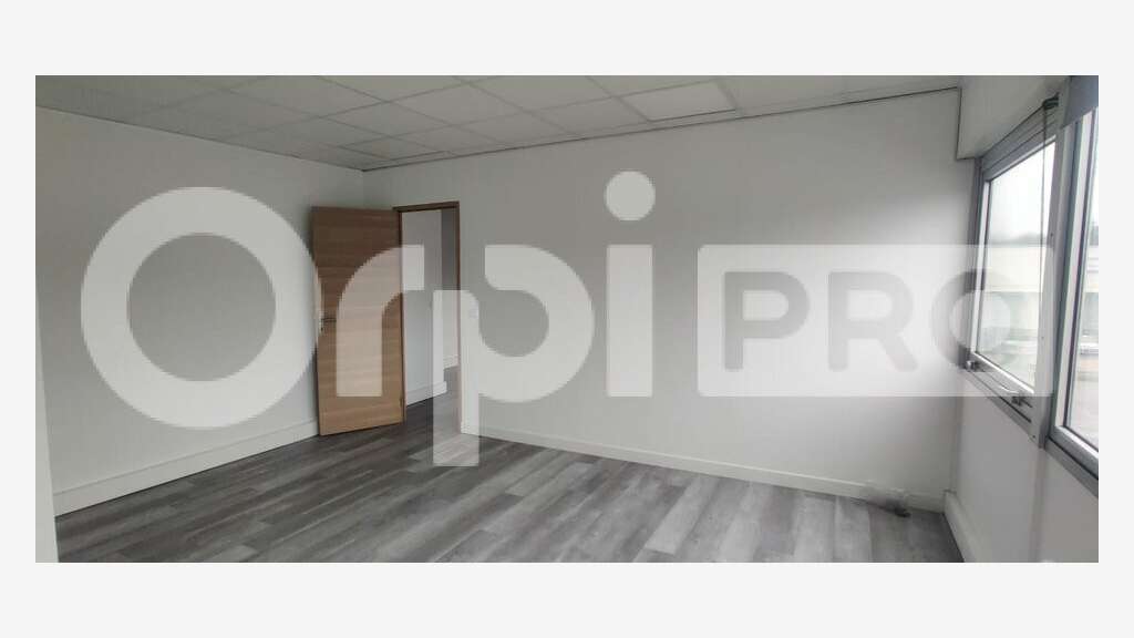 Location local d'activité 368m² à Bondoufle