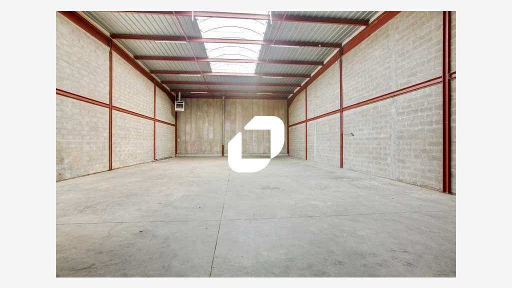 A louer Local d'activité 435m² Bondoufle