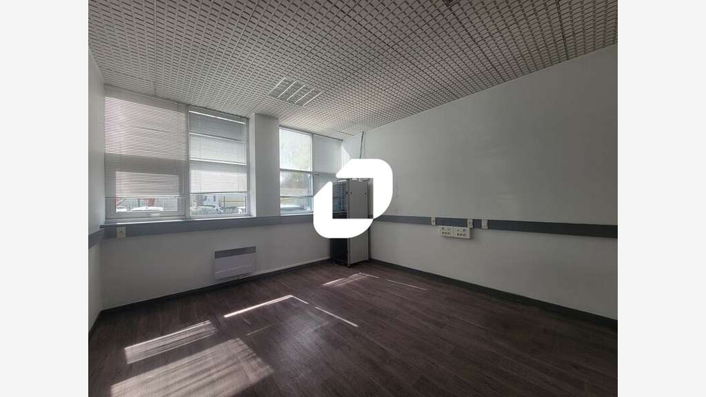 A louer Local d'activité 562m² Bondoufle