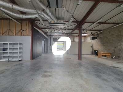A louer Local d'activité 562m² Bondoufle