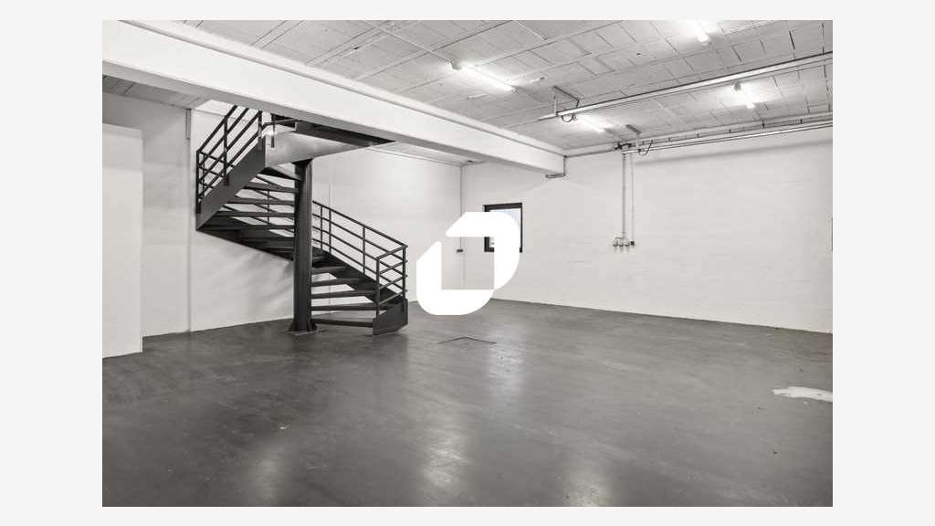 A louer Local d'activité 259m² Bondoufle