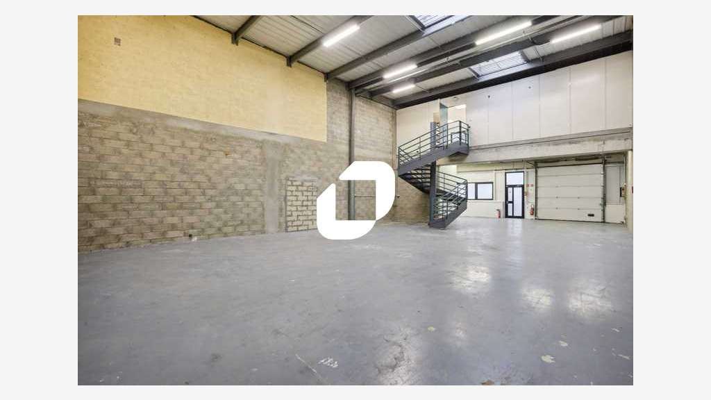 A louer Local d'activité 119m² Bondoufle