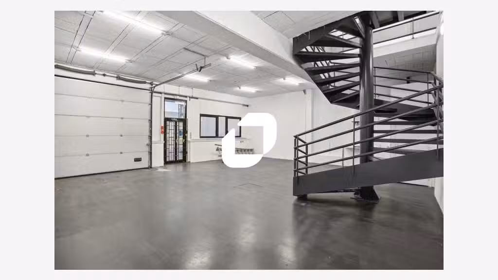 A louer Local d'activité 259m² Bondoufle