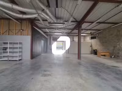 A louer Local d'activité 562m² Bondoufle