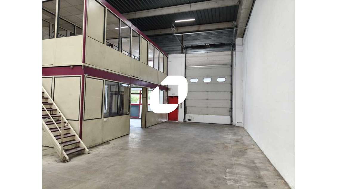 A louer Local d'activité 330m² Bondy