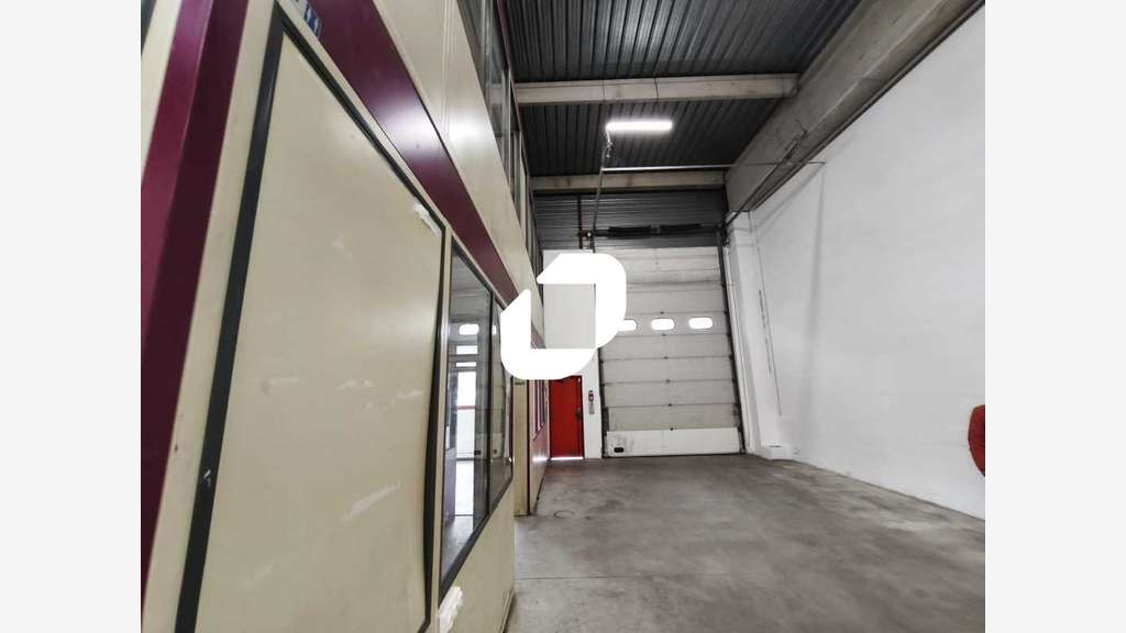 A louer Local d'activité 317m² Bondy