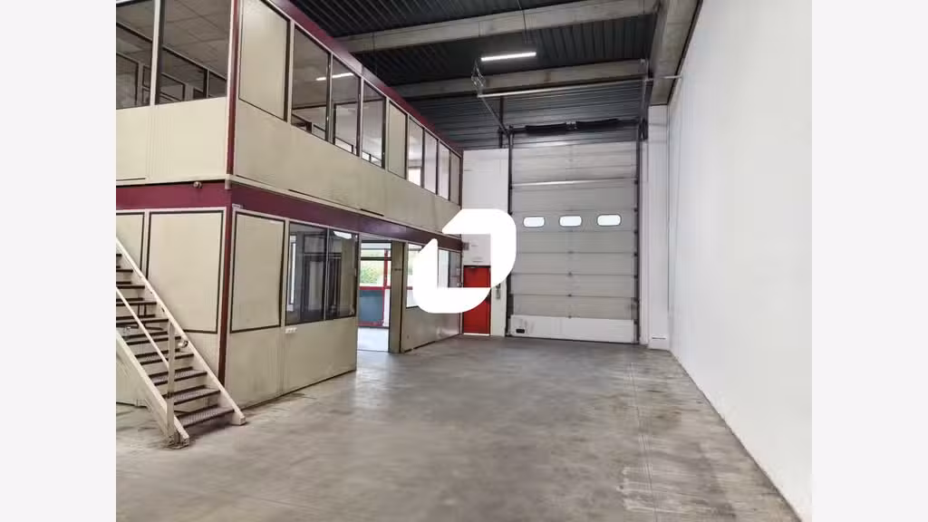 A louer Local d'activité 317m² Bondy