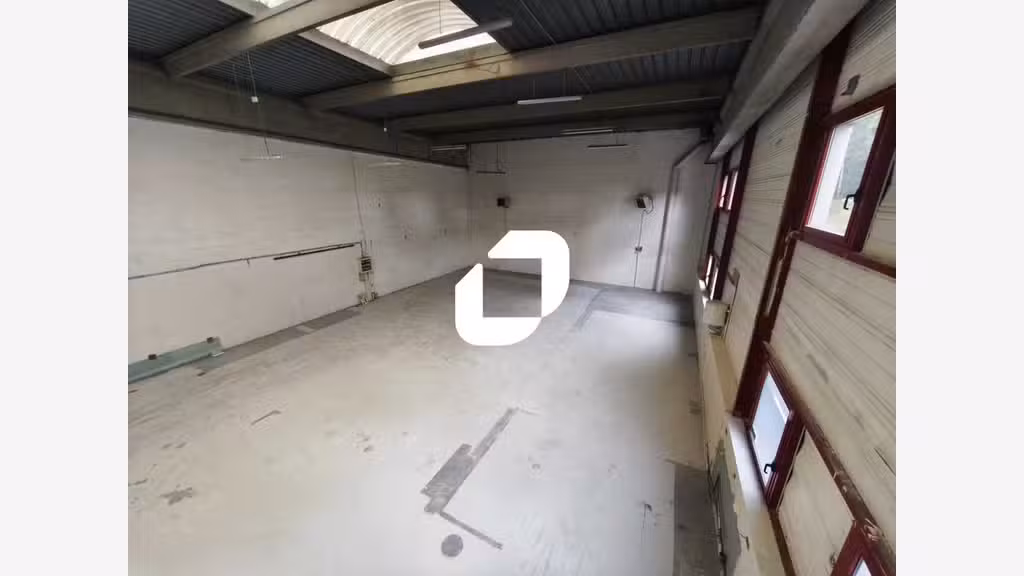 A louer Local d'activité 317m² Bondy