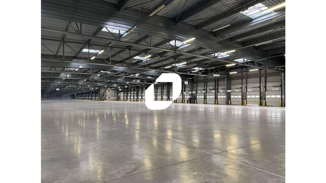 Bâtiment de messagerie à louer