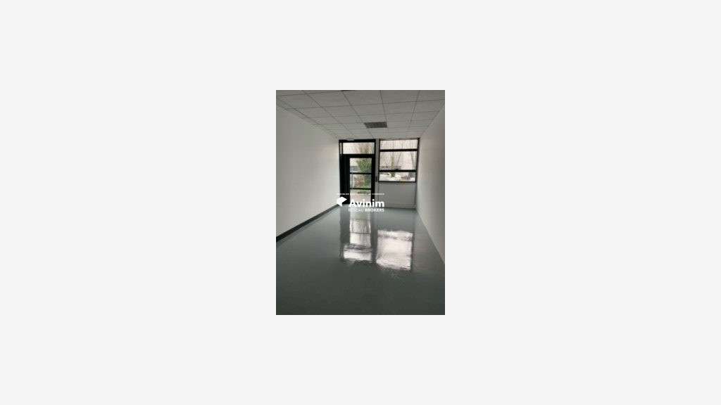 Location local d'activités 341m² à Bonneuil/Marne