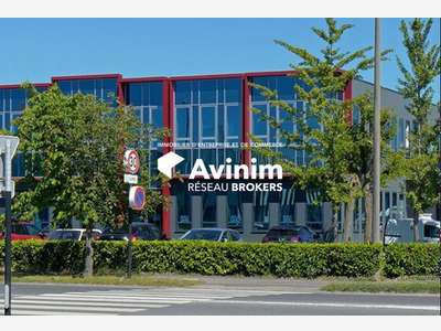 A louer entrepôt rénové 341m² Bonneuil-sur-Marne