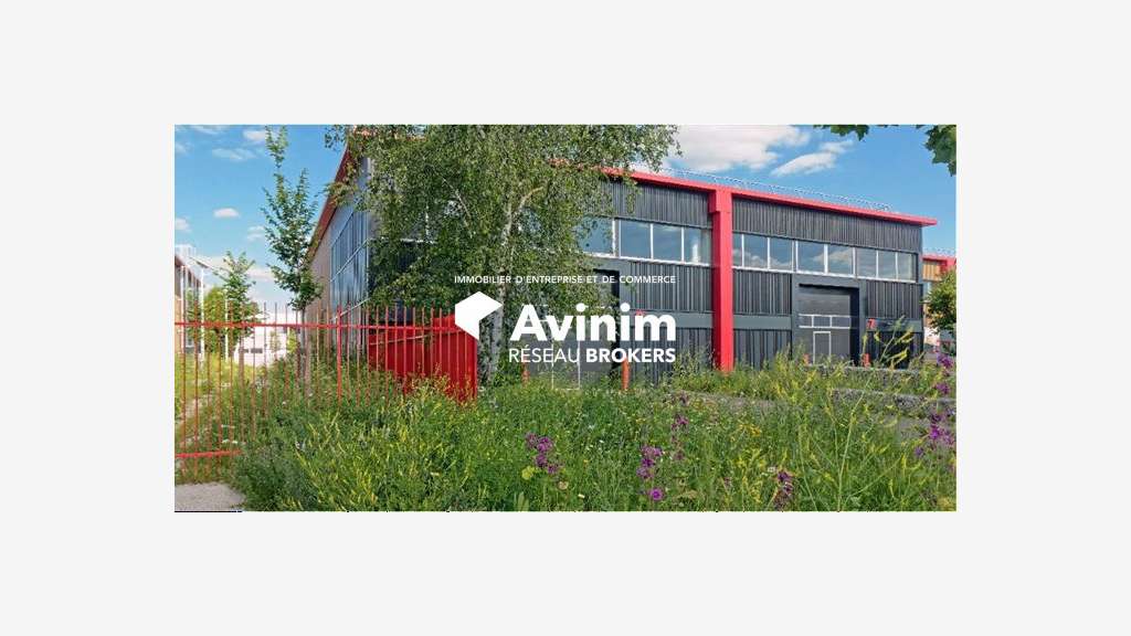 Loue entrepôts rénovés 503m² à Bonneuil sur Marne 