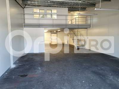 Local d'activité 159m² à louer à Bordeaux