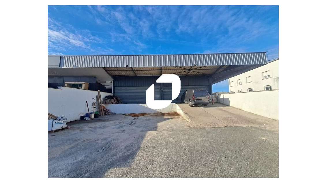 A louer Local d'activité 228m² Bordeaux