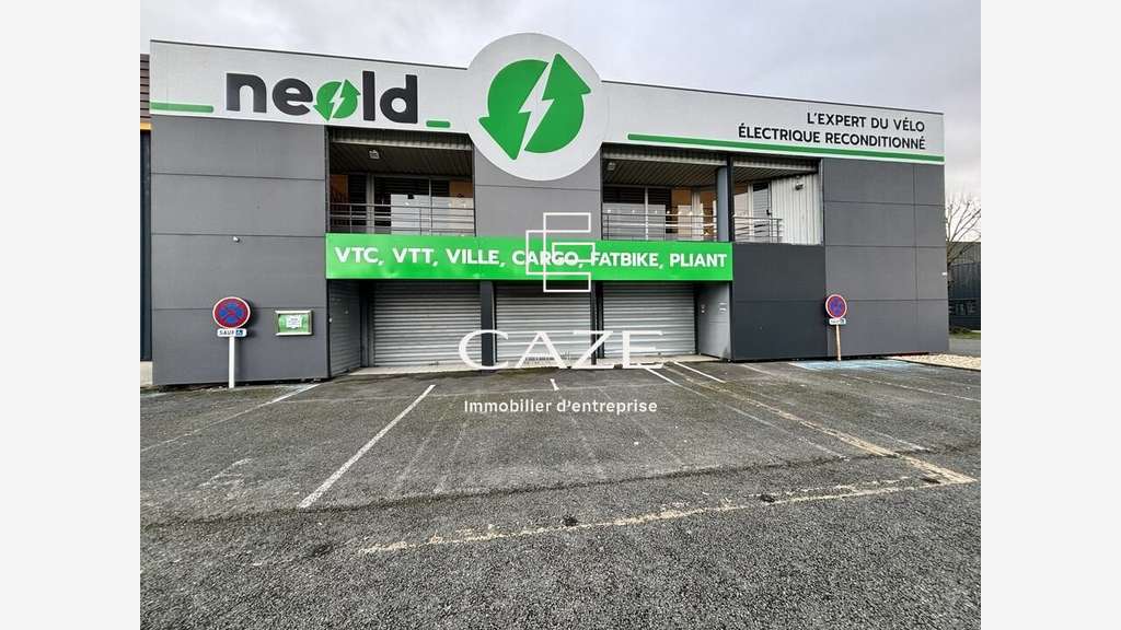 Loue bâtiment 1200m² zone d'Alfred Daney Bordeaux