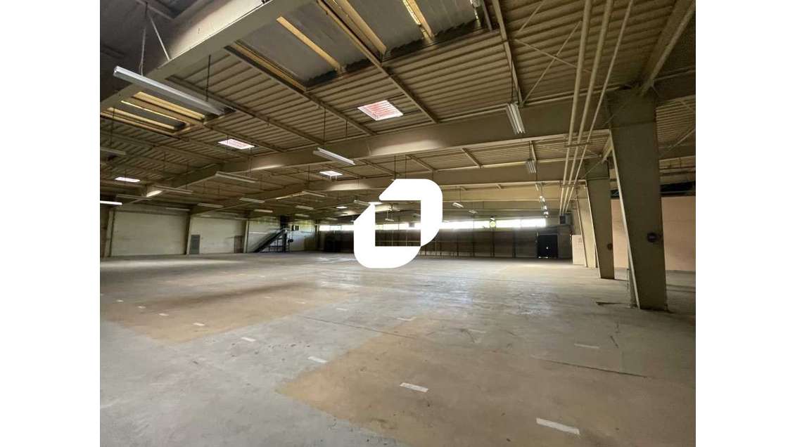 A louer Local d'activité 2000m² Bordeaux