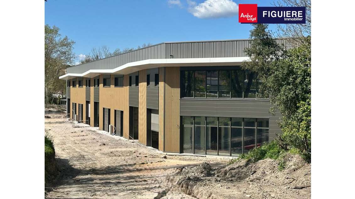 En EXCLUSIVITE - Locaux d'activités neufs LOUER su