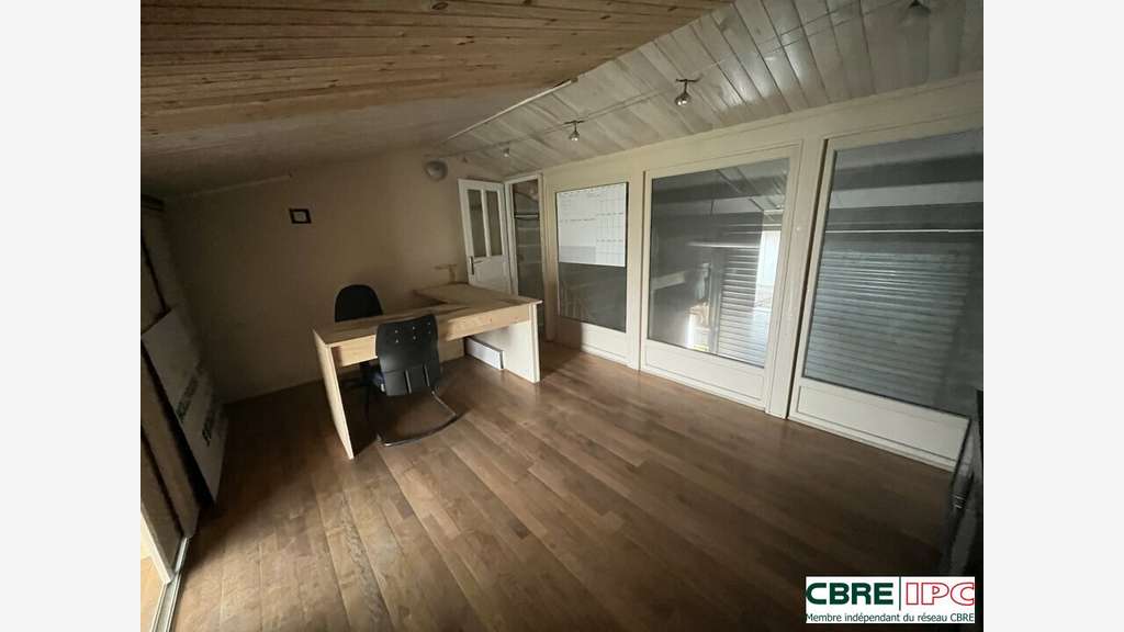Location local d'activités 48m² au Boucau