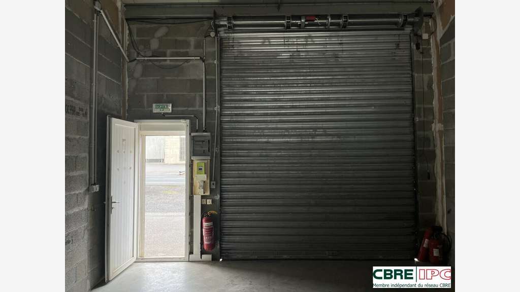 Location local 44m² au Boucau