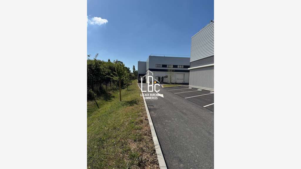 Local activité 3565m² à louer sur Nantes métropole
