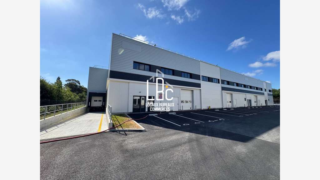 Local activité 3565m² à louer sur Nantes métropole