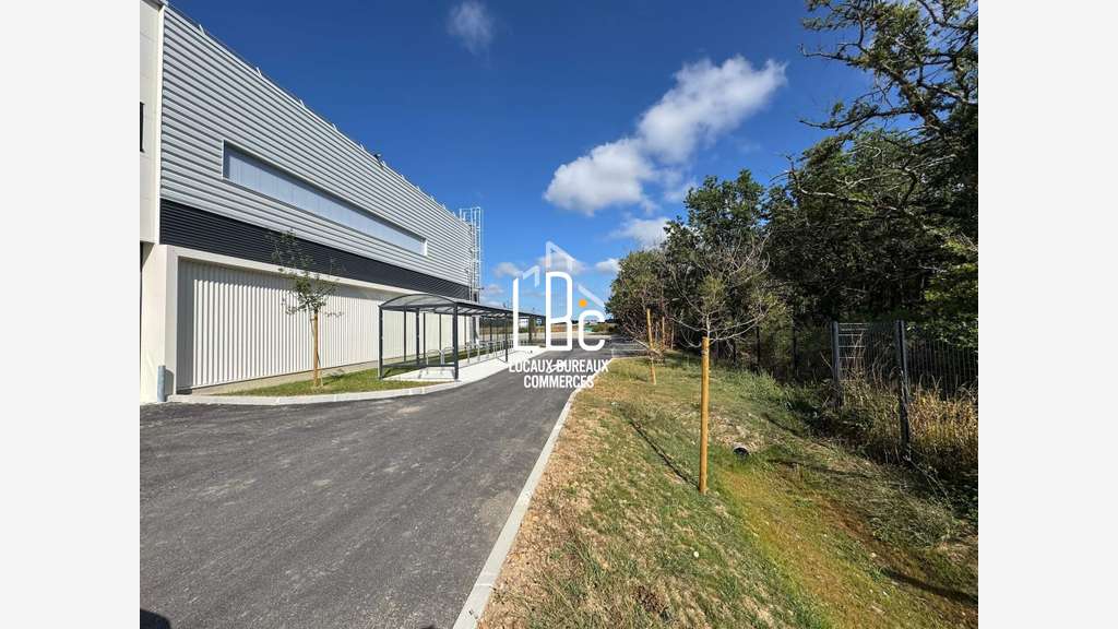 Local activité 3565m² à louer sur Nantes métropole