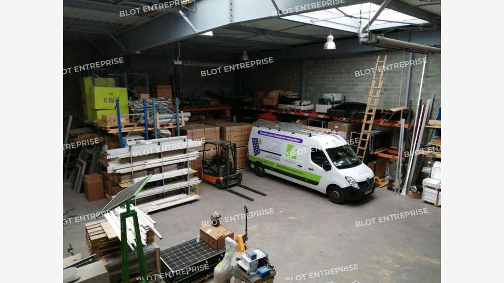 A louer locaux d'activités 600m² à Bouguenais