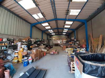 À LOUER - Local d'activité 250 m² - NANTE SUD Bo
