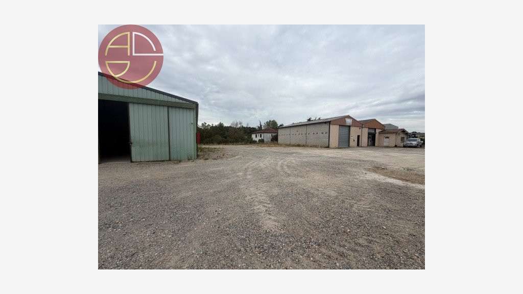 A louer dépôt de 490m² Nord-Est Toulouse Bouloc
