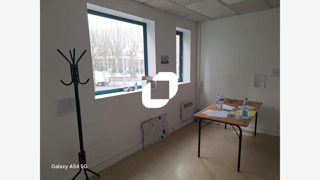 Rare !  vous propose des locaux d'activité