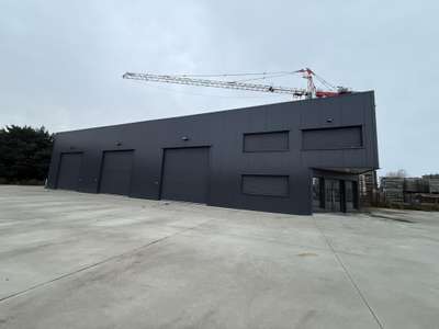 A louer local activité de 500m² à Bourg-Achard