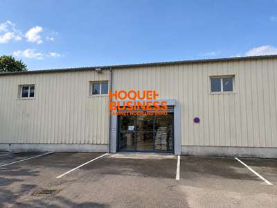 A louer local commercial de 922m² à Bourg-Achard
