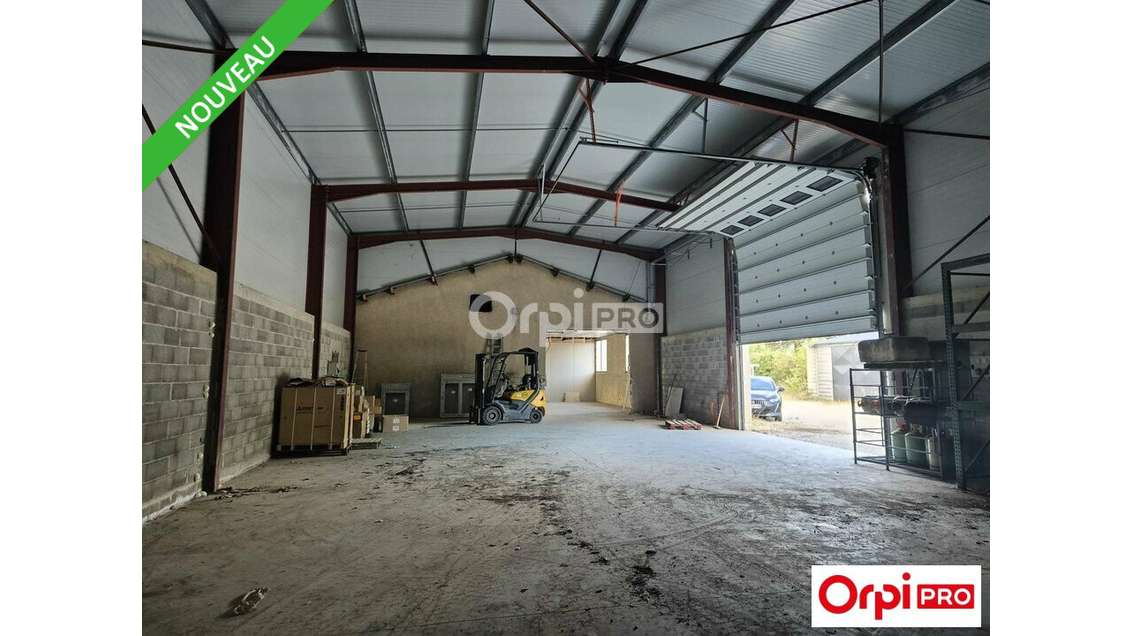 A louer local d'activité 470m² à Bourg de Péage