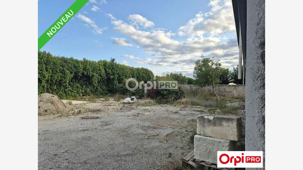 A louer local d'activité 470m² à Bourg de Péage