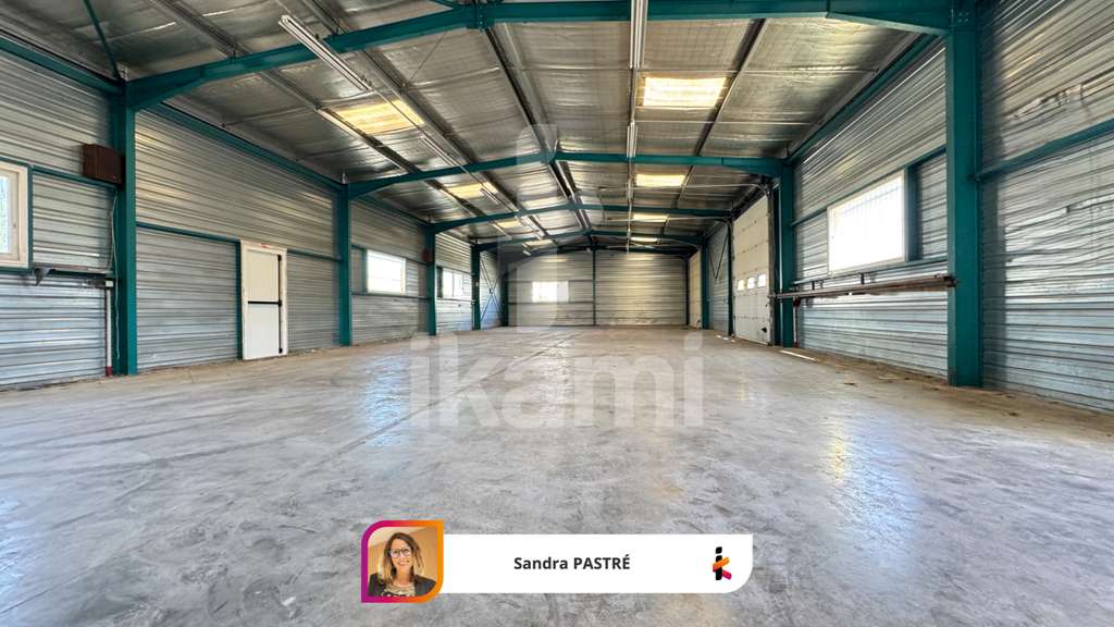 Loue local professionnel de 326m² à Bourg de Péage