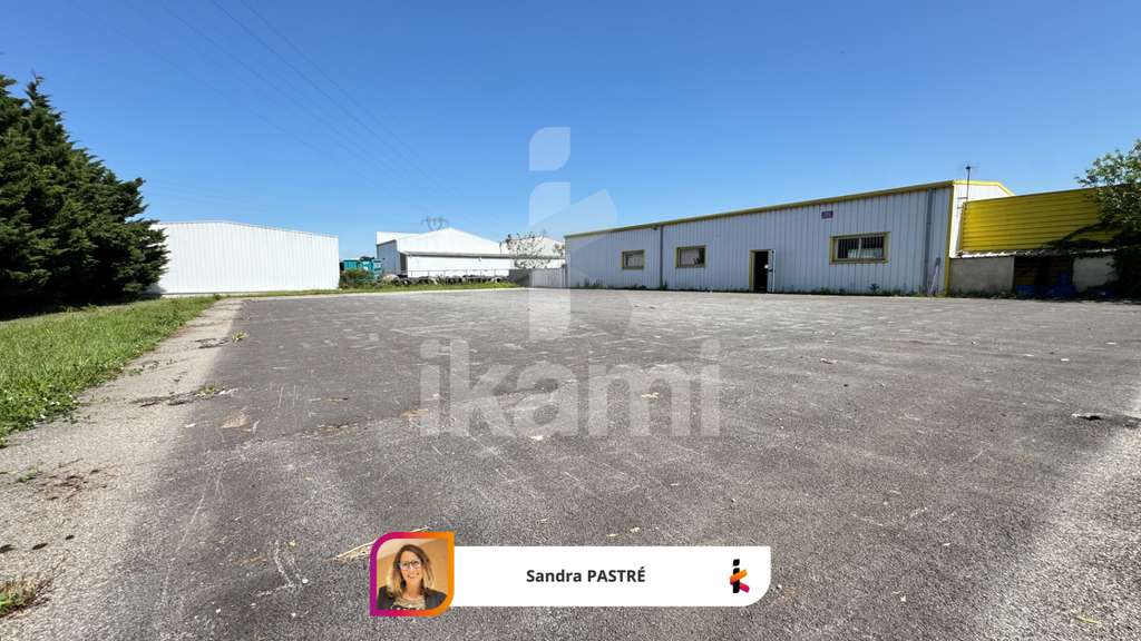 Loue local professionnel de 326m² à Bourg de Péage