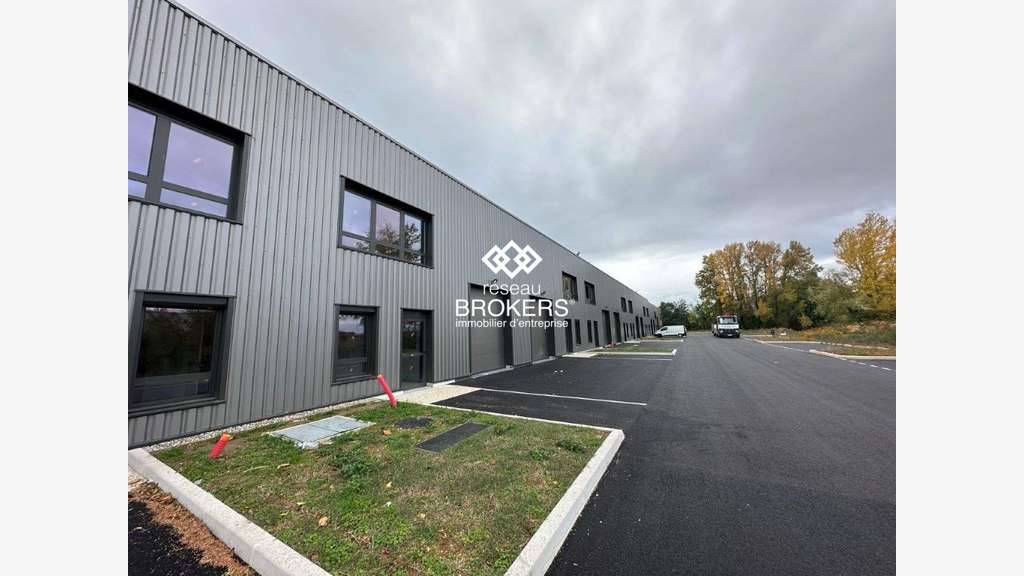 A louer local neuf 234m²Actiparc des Marroniers